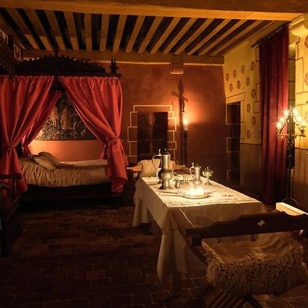 Chateau De Champrenault, Voyagez Dans Le Temps 外观 照片
